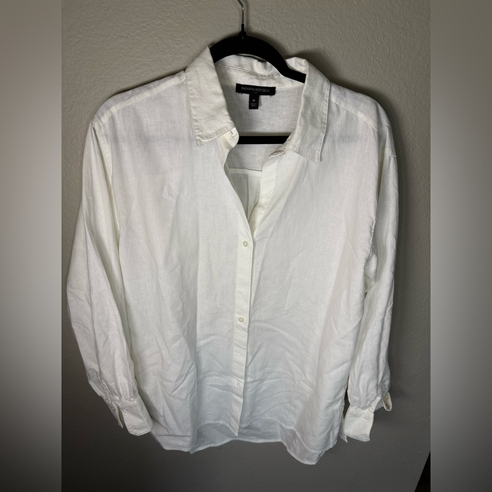 Banana Republic Classic White Button Down Oversize Shirt